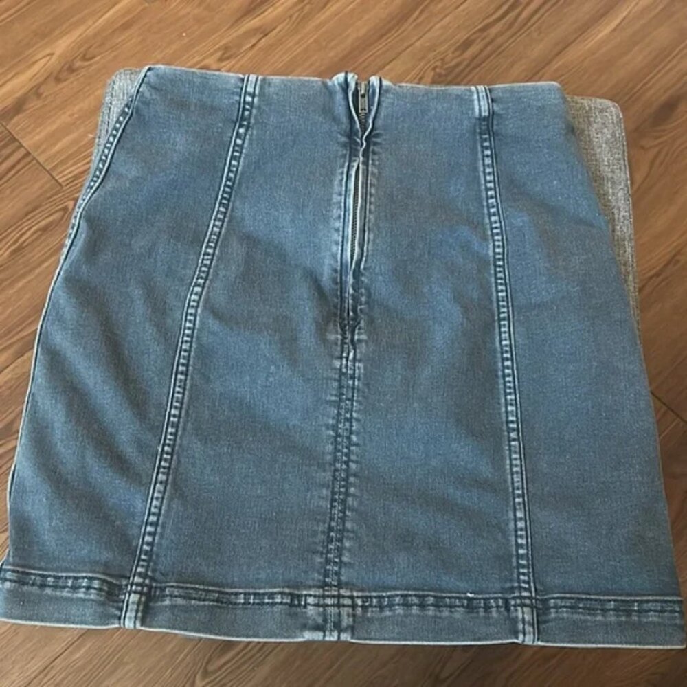 Free People Modern Femme Denim Mini Skirt Size 6 - Picture 5 of 16